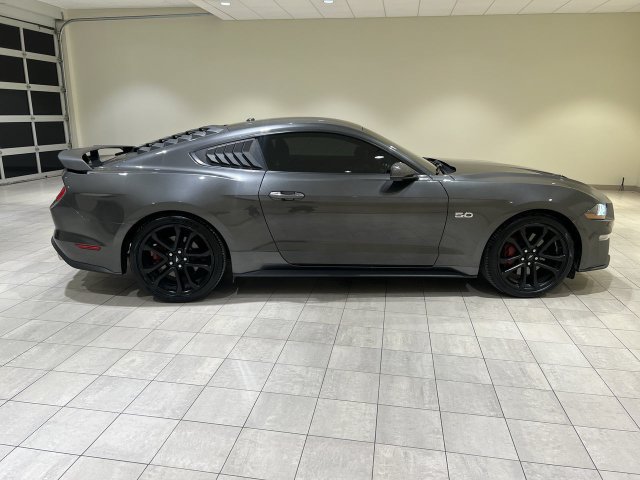 Used 2019 Ford Mustang GT RWD image 6