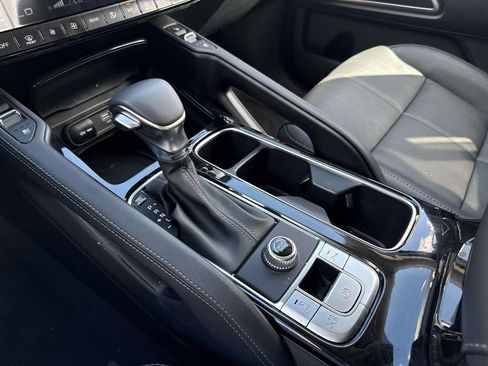 New 2025 Kia Telluride EX w/ EX Captain's Chair Package FWD image 29
