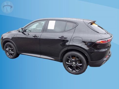 Used 2024 Dodge Hornet R/T Plus w/ R/T Blacktop Package AWD/4WD image 6
