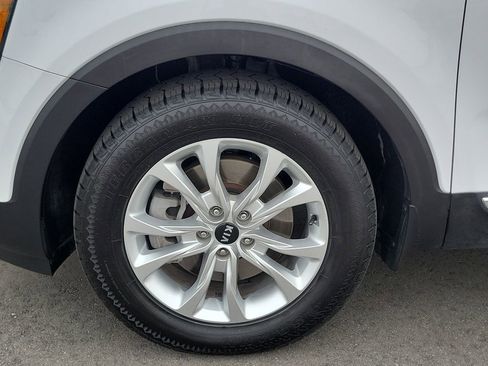 Used 2021 Kia Telluride LX image 30