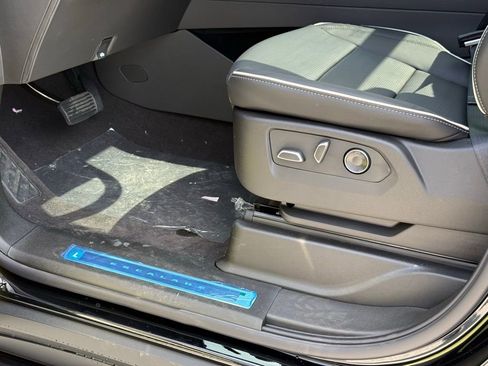 New 2026 Cadillac Escalade Sport AWD/4WD image 18