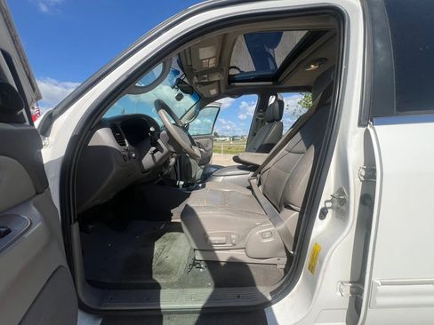 Used 2003 Toyota Sequoia Limited image 8