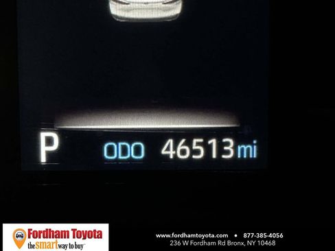 Used 2024 Toyota Sienna XLE image 35