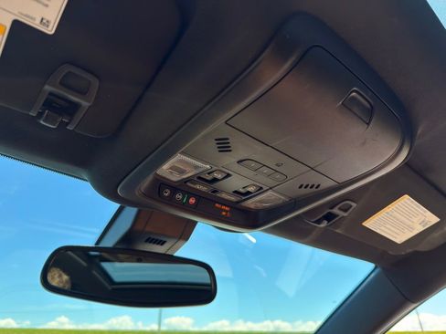 Used 2020 Chevrolet Equinox Premier AWD/4WD image 44