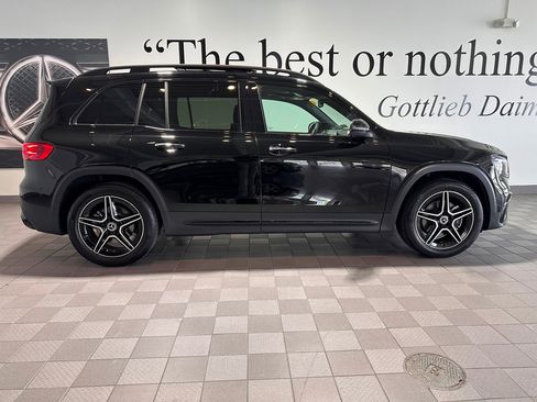 Used 2024 Mercedes-Benz GLB 250 4MATIC image 3