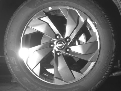 Used 2025 Nissan Rogue SV image 13