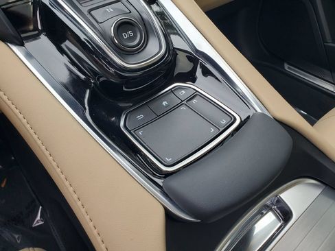 Used 2024 Acura RDX SH-AWD image 31