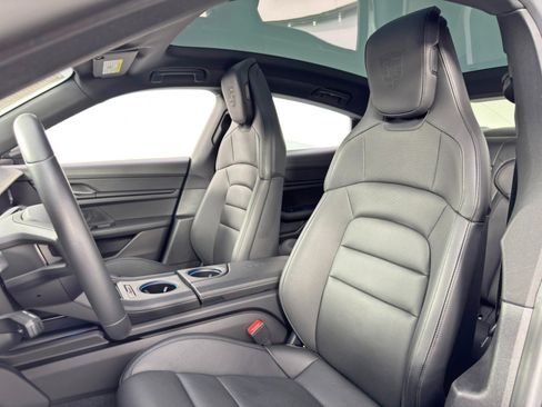 Used 2022 Porsche Taycan 4S image 41