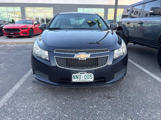 Used 2014 Chevrolet Cruze LS FWD image 2
