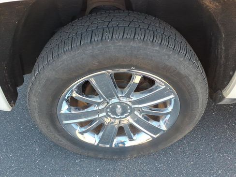 Used 2017 Chevrolet Silverado 1500 High Country image 10