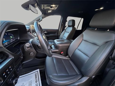 Used 2023 Chevrolet Tahoe Z71 w/ Z71 Off-Road Package image 18