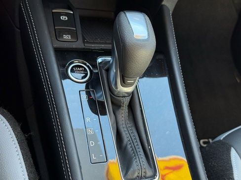 Used 2024 Nissan Kicks SR w/ SR Premium Package image 21