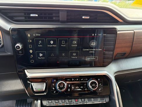 Used 2025 GMC Sierra 1500 Denali Ultimate AWD/4WD image 26