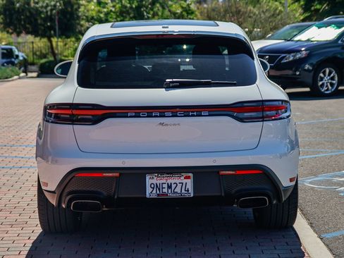 Used 2024 Porsche Macan image 5