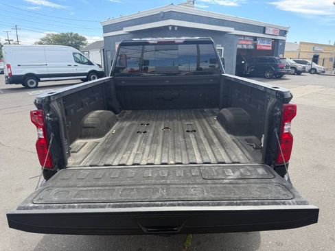 Used 2022 Chevrolet Silverado 2500 LT w/ Midnight Edition AWD/4WD image 20