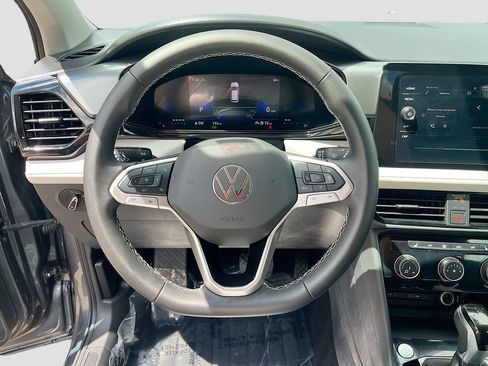 Used 2025 Volkswagen Taos S AWD/4WD image 11