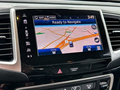 Used 2017 Honda Pilot Elite image 16