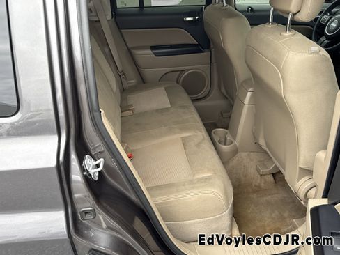 Used 2016 Jeep Patriot Sport w/ Power Value Group image 18