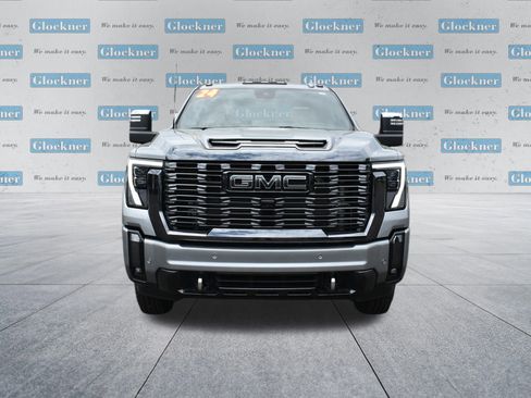 Used 2024 GMC Sierra 3500 Denali Ultimate AWD/4WD image 2