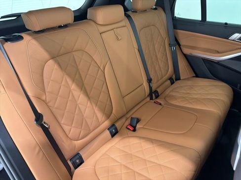 Used 2026 BMW X5 xDrive40i w/ M Sport Package AWD/4WD image 22