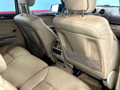 Used 2012 Mercedes-Benz GL 450 4MATIC image 17