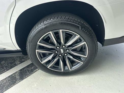 Used 2021 Cadillac Escalade Sport w/ Driver Assist Tech Package AWD/4WD image 10