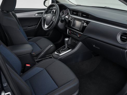 Used 2017 Toyota Corolla SE FWD image 10