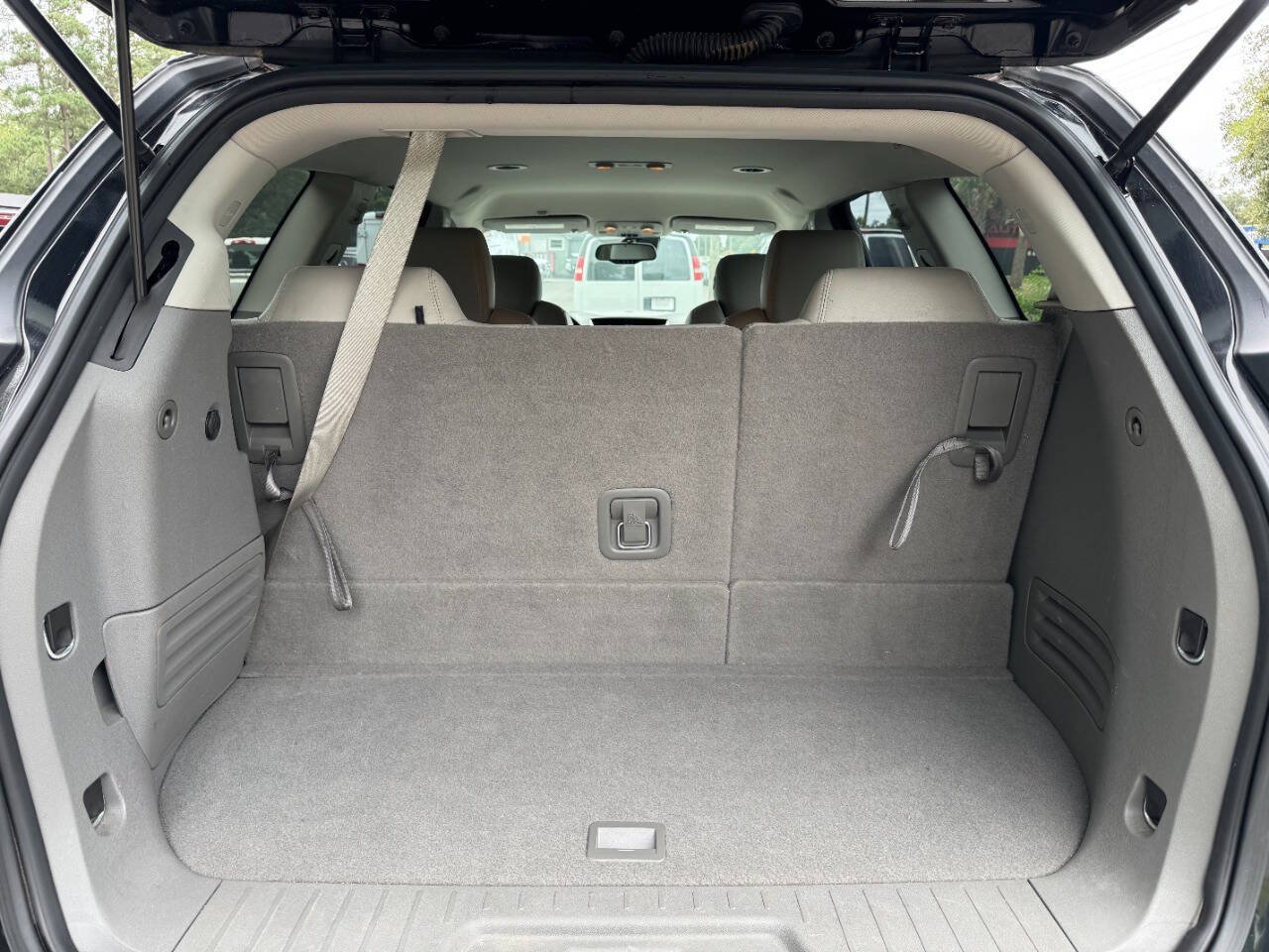 Used 2016 Chevrolet Traverse LTZ FWD image 14