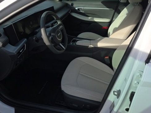 Used 2024 Hyundai Sonata SEL image 9