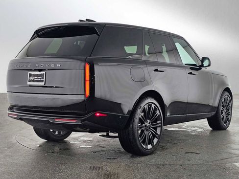 New 2026 Land Rover Range Rover SE image 5
