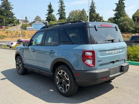 Used 2023 Ford Bronco Sport Outer Banks w/ Tech Package AWD/4WD image 2