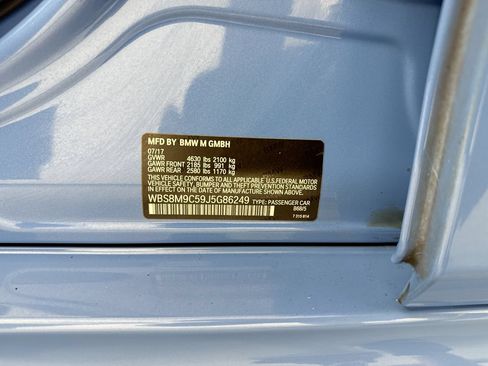 Used 2018 BMW M3 RWD image 36
