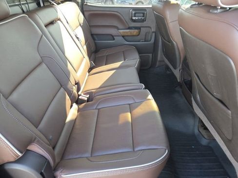 Used 2015 Chevrolet Silverado 1500 High Country w/ High Country Premium Package image 28