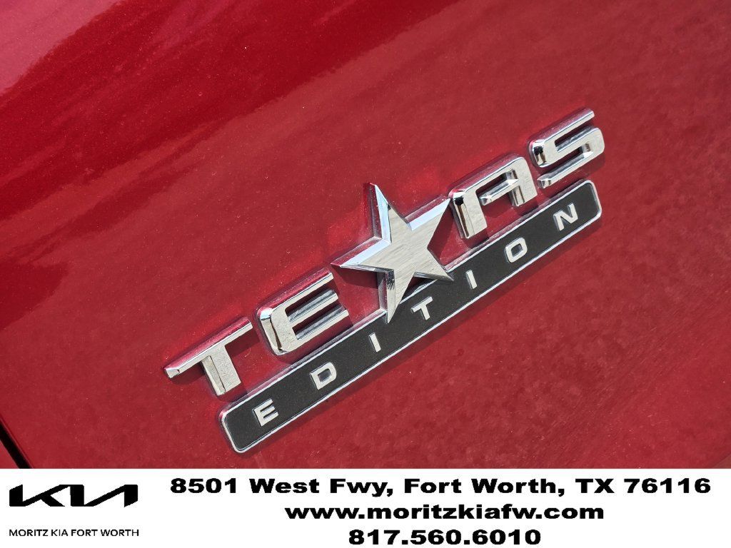 Used 2022 Chevrolet Silverado 1500 RST AWD/4WD image 9