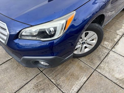 Used 2015 Subaru Outback 2.5i Premium image 2