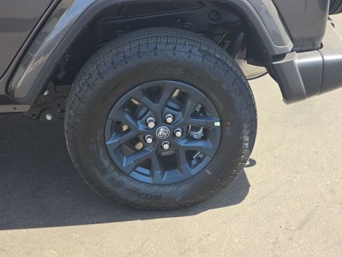 New 2026 Jeep Wrangler Unlimited Sport AWD/4WD image 32