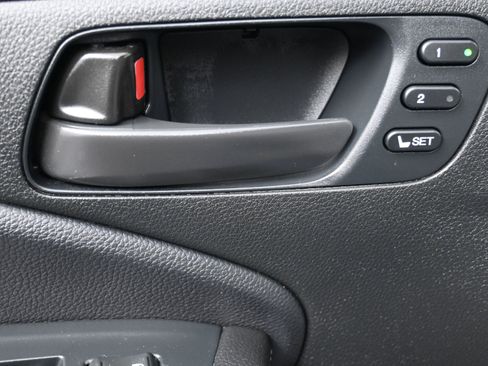 Used 2023 Honda Passport EX-L image 16