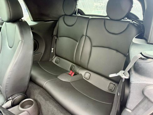 Used 2011 MINI Cooper Convertible FWD image 15
