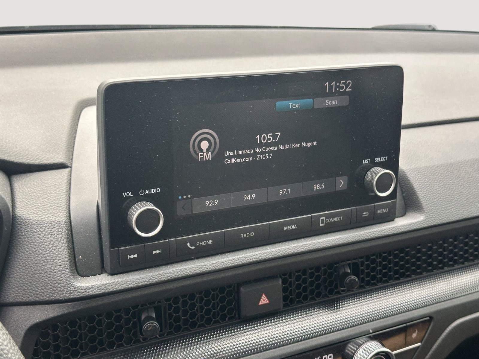 Used 2023 Honda CR-V EX image 11