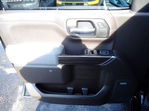 Used 2019 Chevrolet Silverado 1500 LT Trail Boss image 21