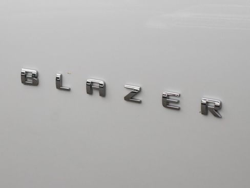 Used 2022 Chevrolet Blazer LT image 46