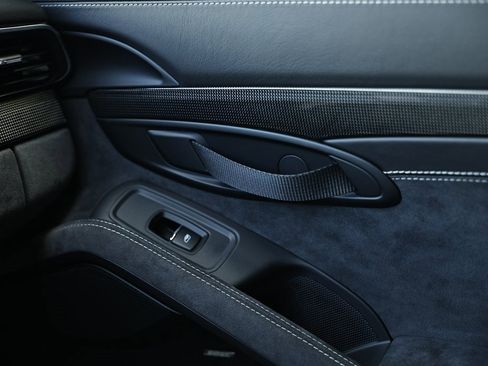 Certified 2018 Porsche 911 GT2 RS image 60