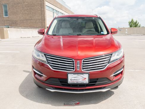 Used 2017 Lincoln MKC Premiere AWD/4WD image 2