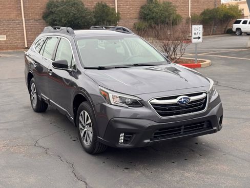 Used 2022 Subaru Outback image 8