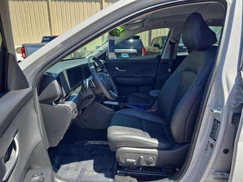 Certified 2024 Hyundai Kona Limited AWD/4WD image 11