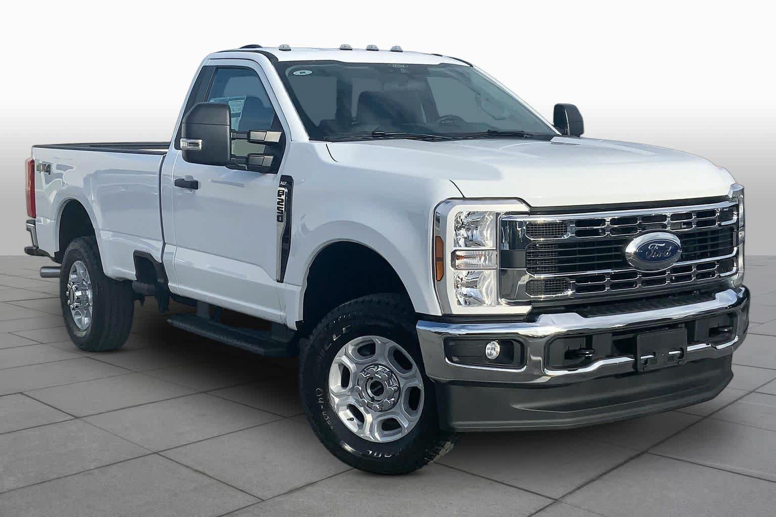Certified 2025 Ford F250 XLT w/ Snow Plow Prep Package AWD/4WD image 2