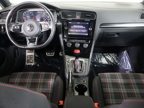 Used 2017 Volkswagen GTI Sport image 23