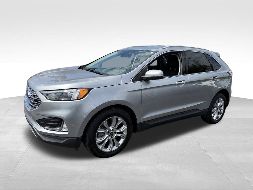 Certified 2024 Ford Edge Titanium AWD/4WD image 3