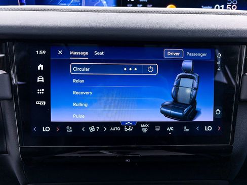 Used 2025 Lincoln Navigator L Reserve image 6