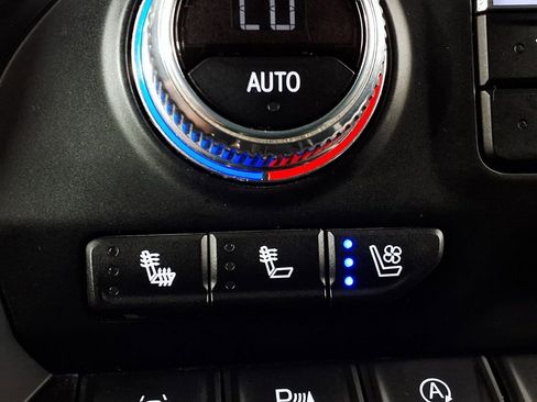 Used 2019 GMC Sierra 1500 SLT AWD/4WD image 15